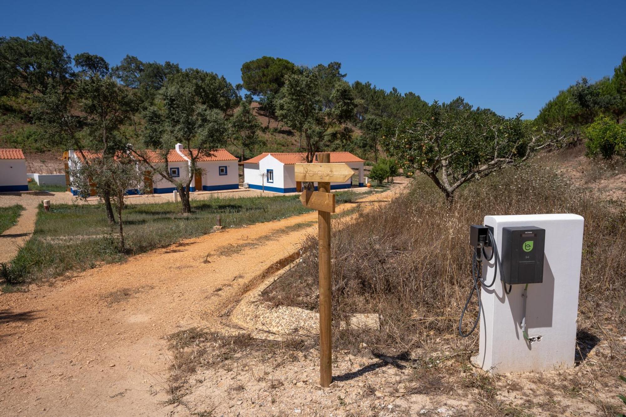 Vale Da Cassiopeia Guest House Cercal do Alentejo Exterior photo
