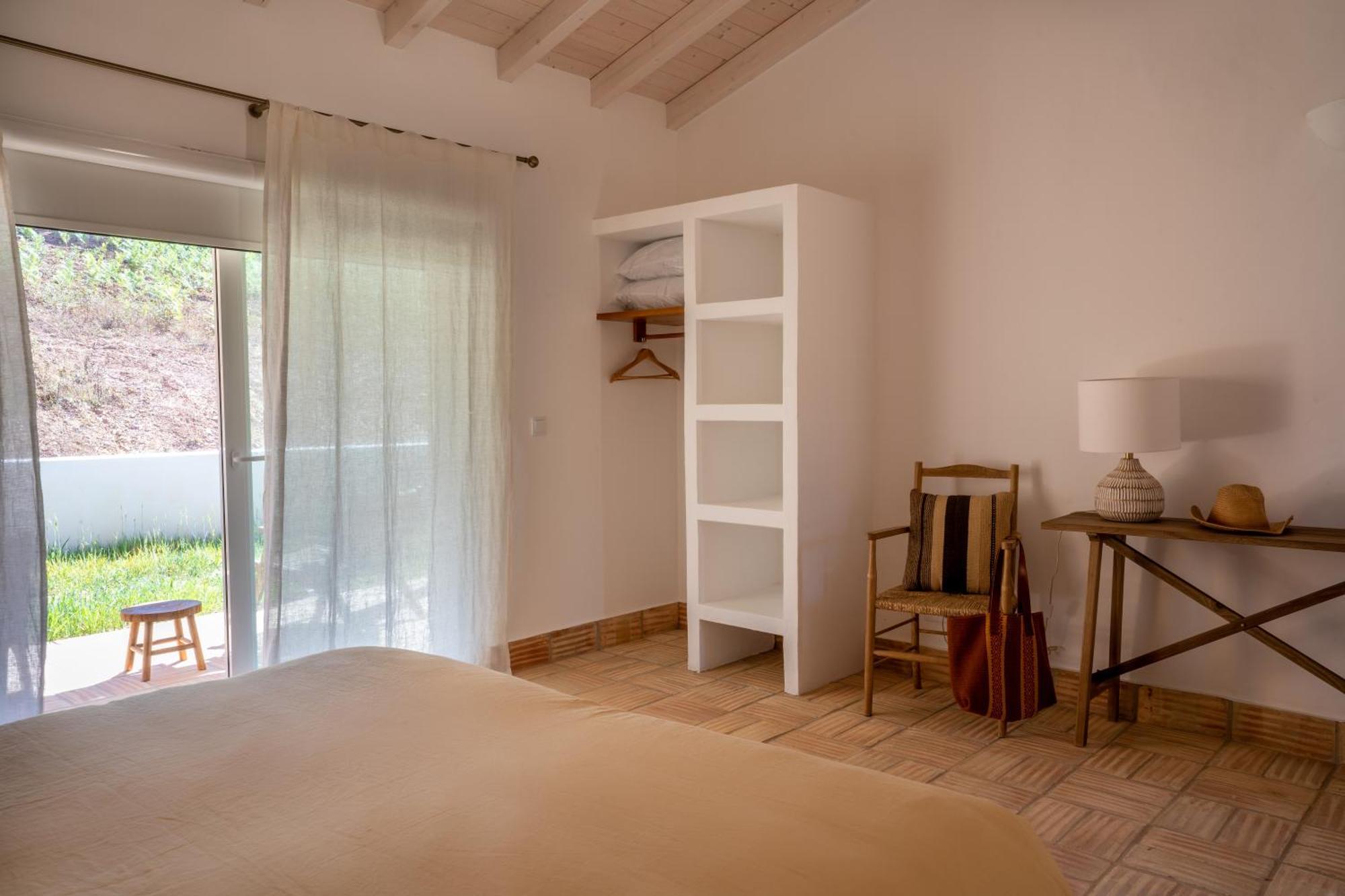 Vale Da Cassiopeia Guest House Cercal do Alentejo Exterior photo